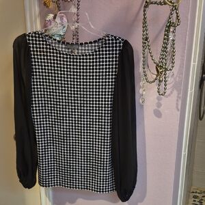 Vince Camuto Black and White Geometric Blouse